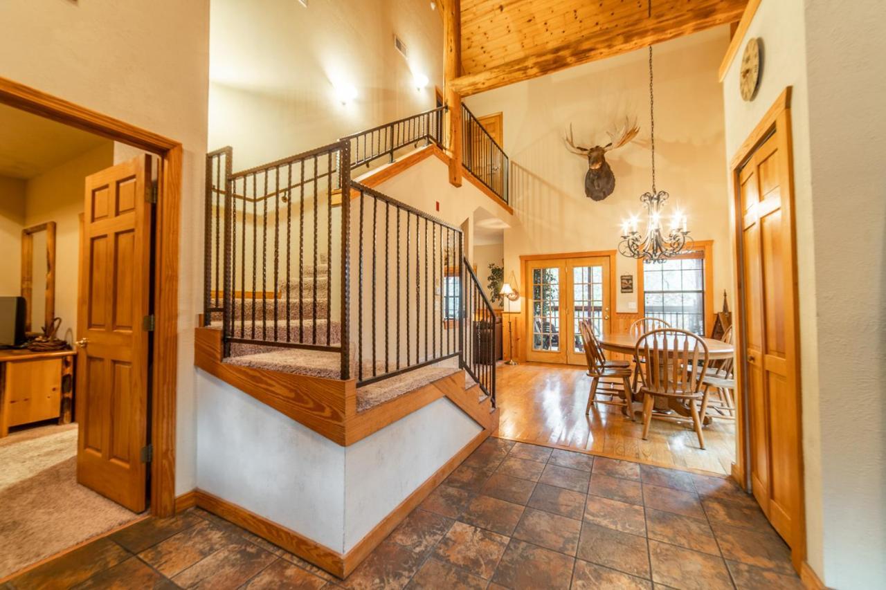 Cabins At Grand Mountain Branson Luaran gambar